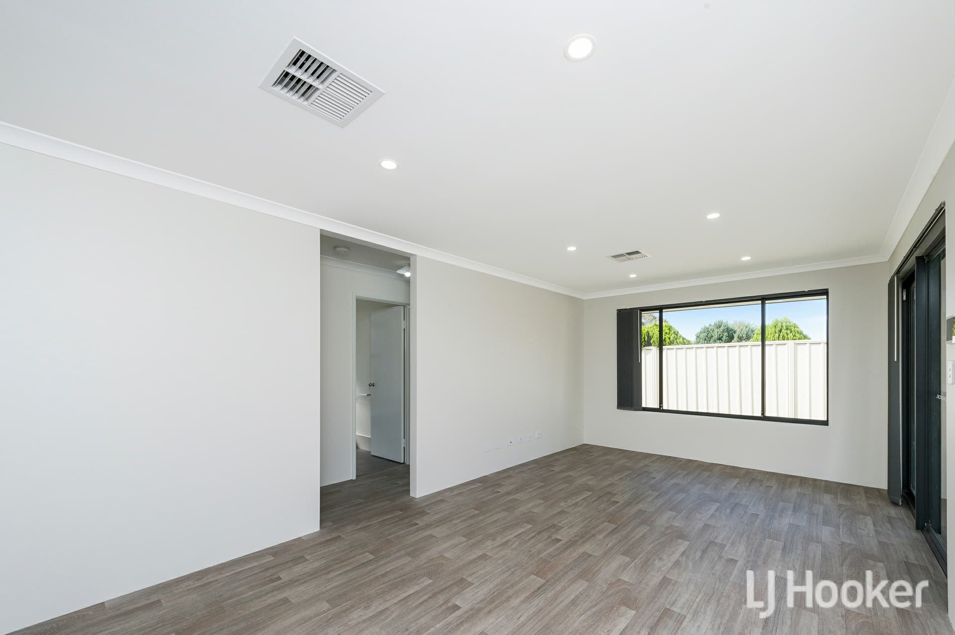 45 Hemingway Drive, Camillo, Camillo - Thumbnail 7