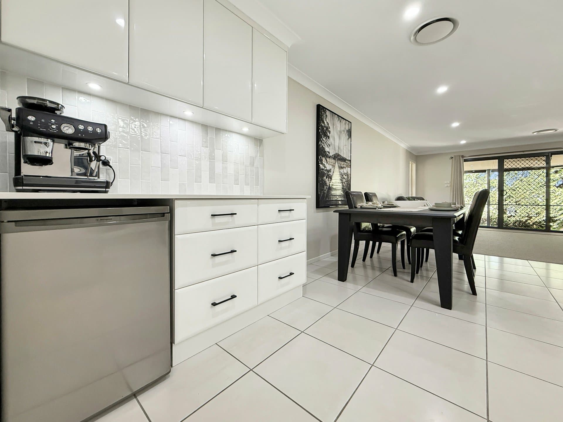 2 Bailes Crescent, Young, Young - Thumbnail 7