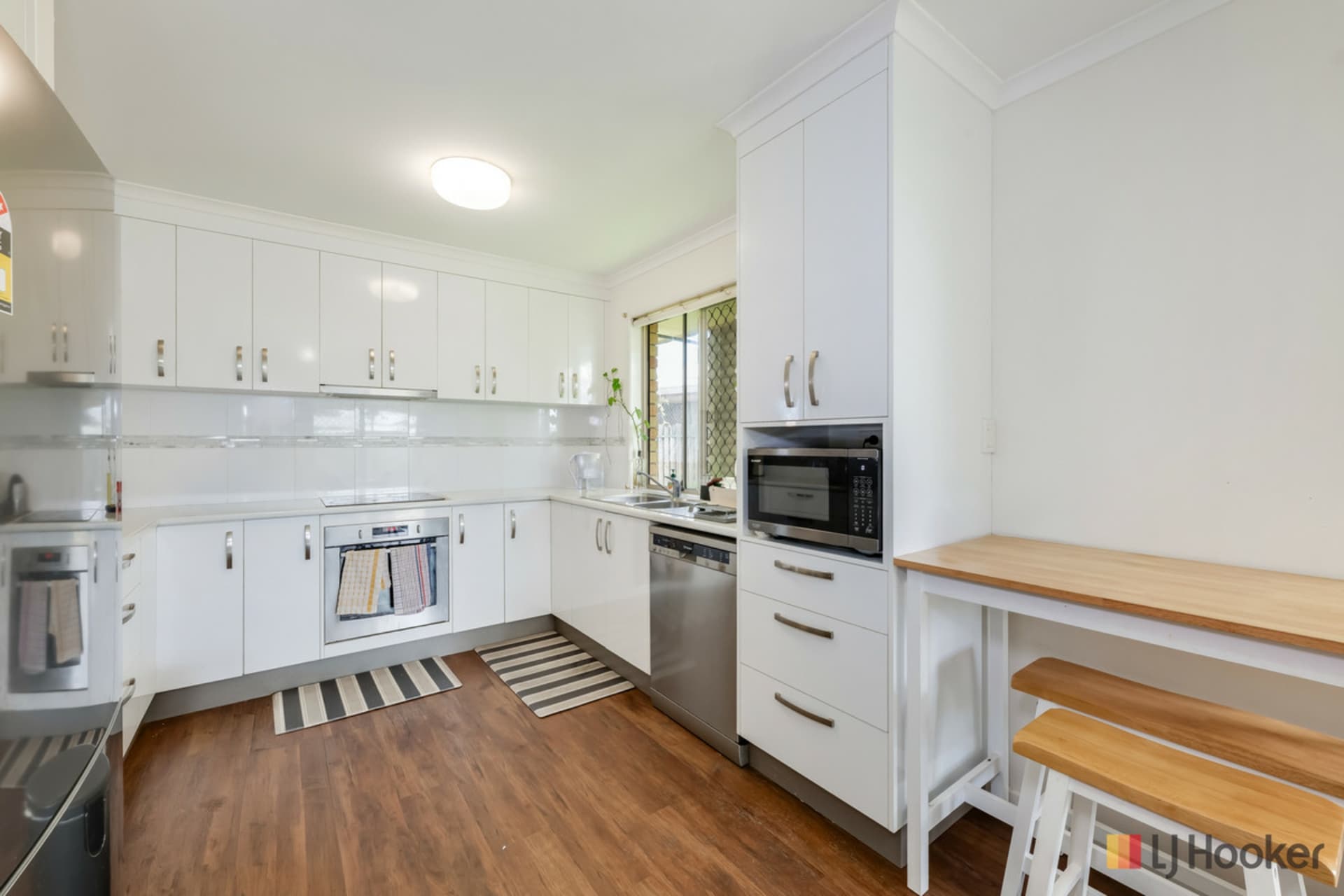 103 Clive Crescent, Kepnock, Kepnock - Thumbnail 3