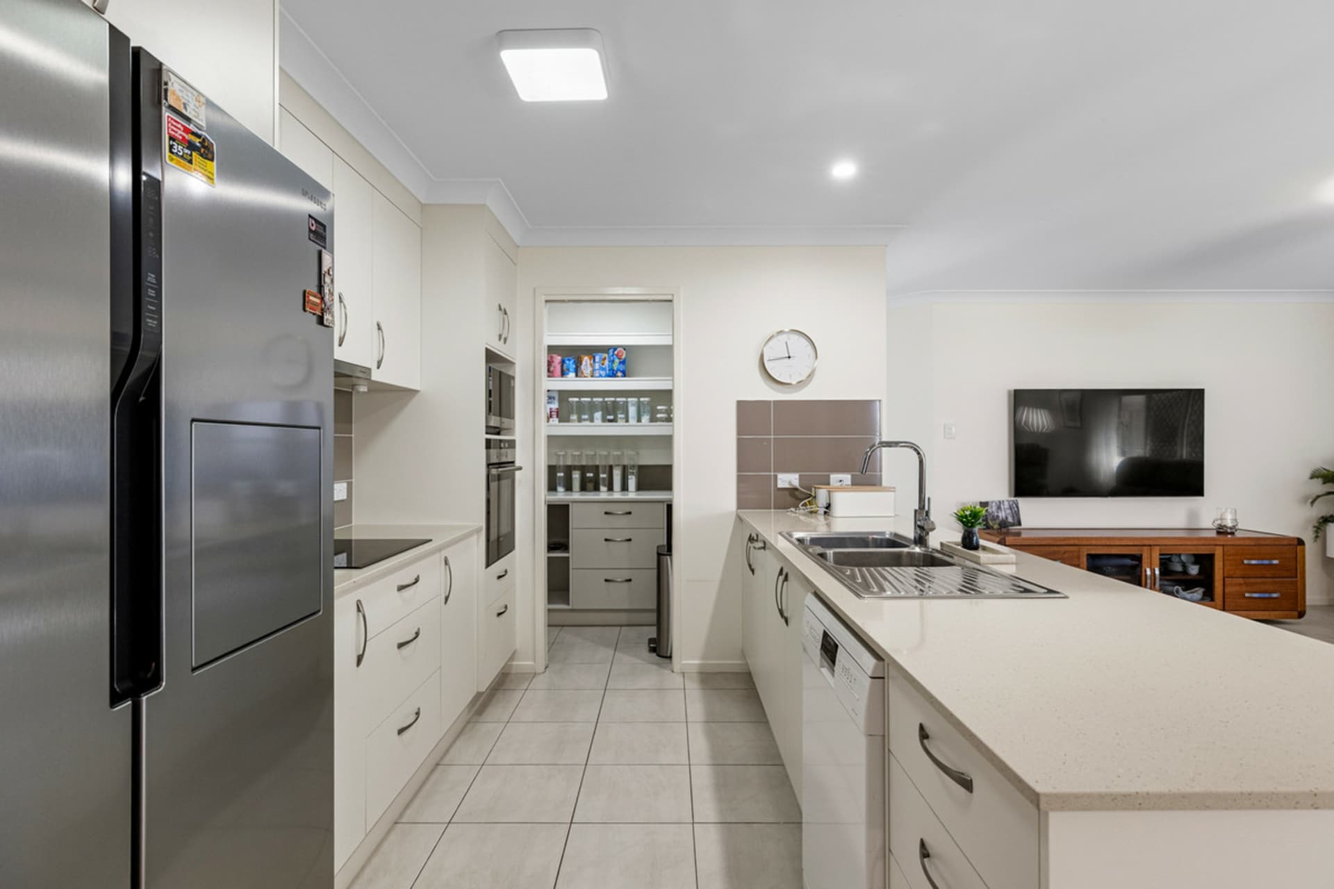 21 Radunz Place, Birkdale, Birkdale - Thumbnail 6