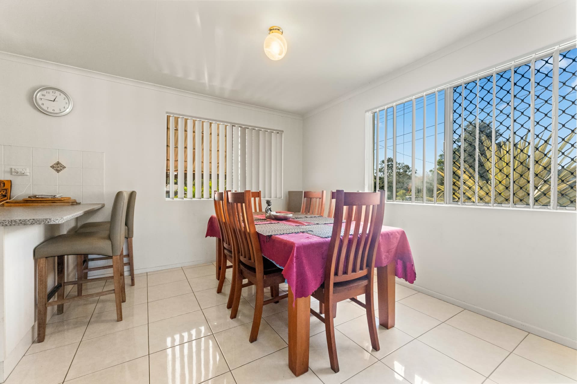 6 Quarrian Crescent, Beenleigh, Beenleigh - Thumbnail 4