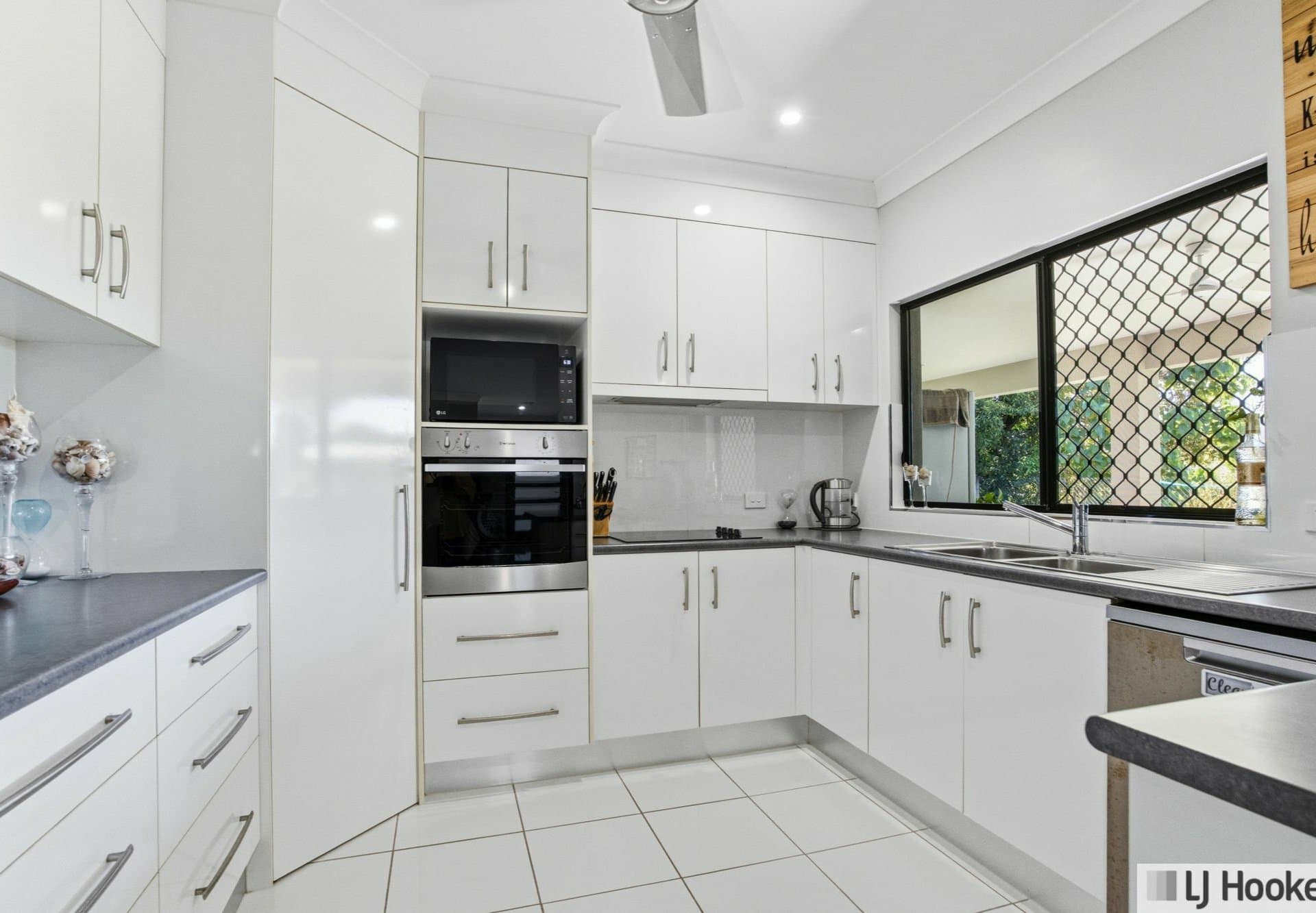18 Amanda Crescent, Tully Heads, Tully Heads - Thumbnail 4
