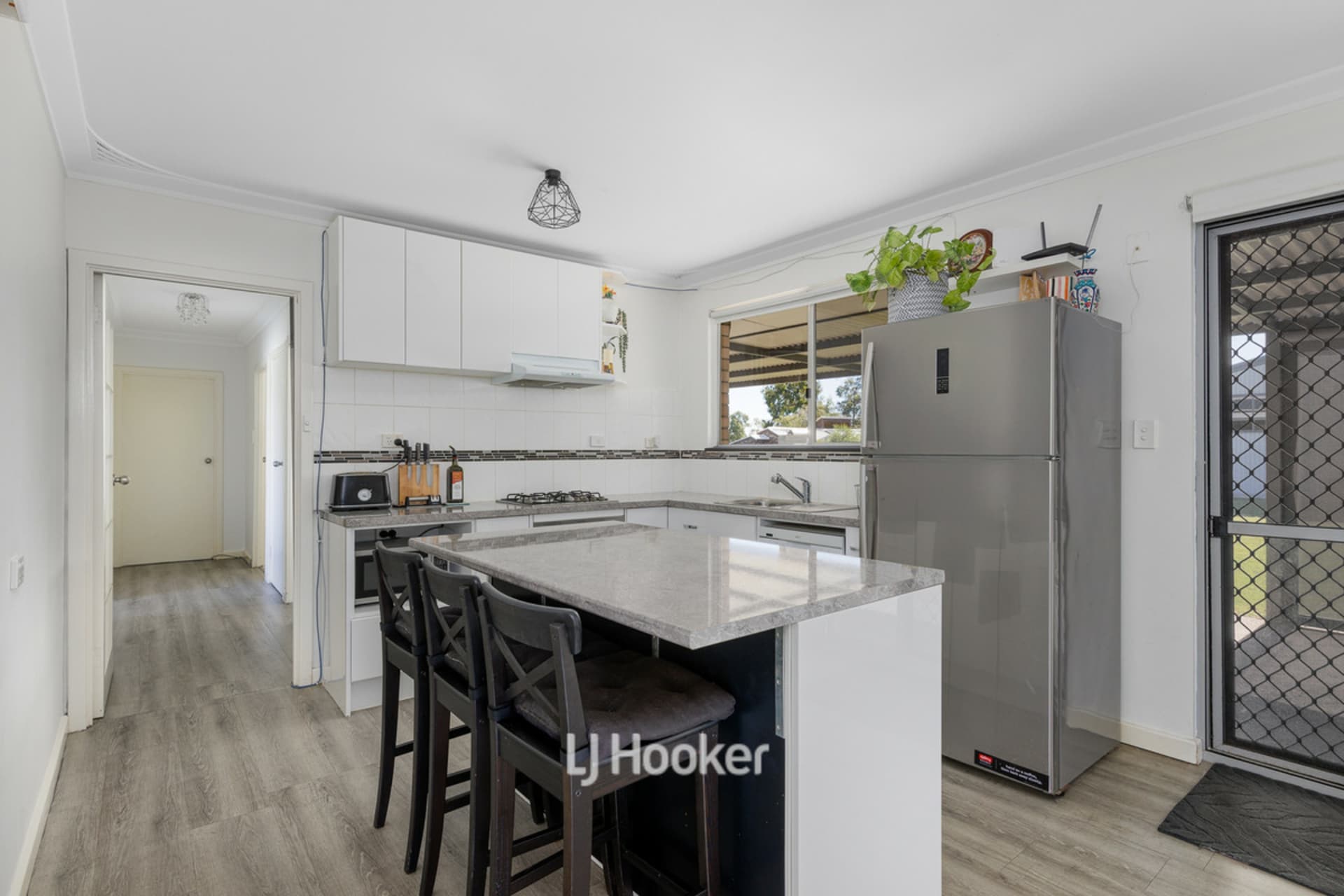 23 Tilley Crescent, East Bunbury, East Bunbury - Thumbnail 6