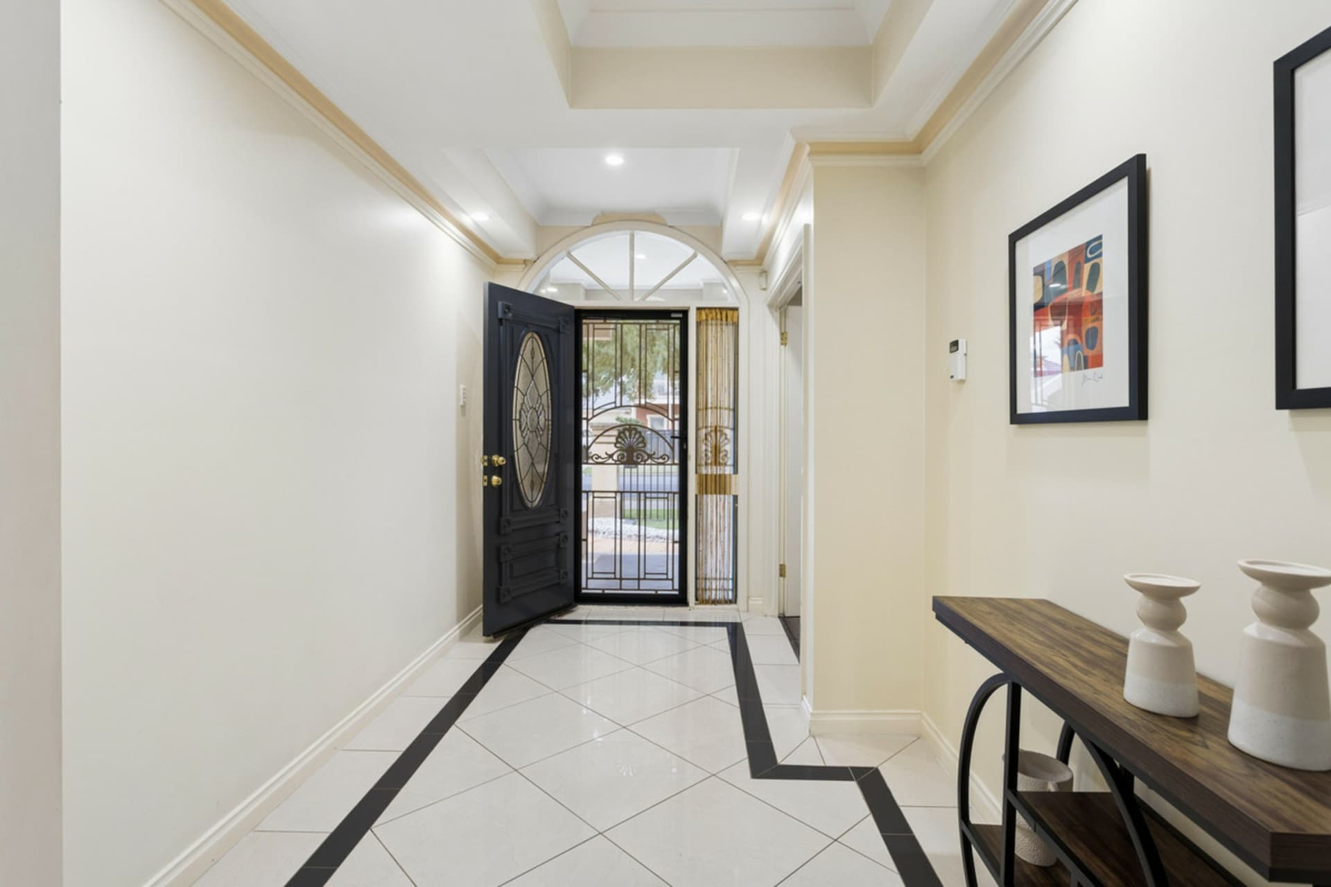 285 Mawson Lakes Boulevard, Mawson Lakes, Mawson Lakes - Thumbnail 2
