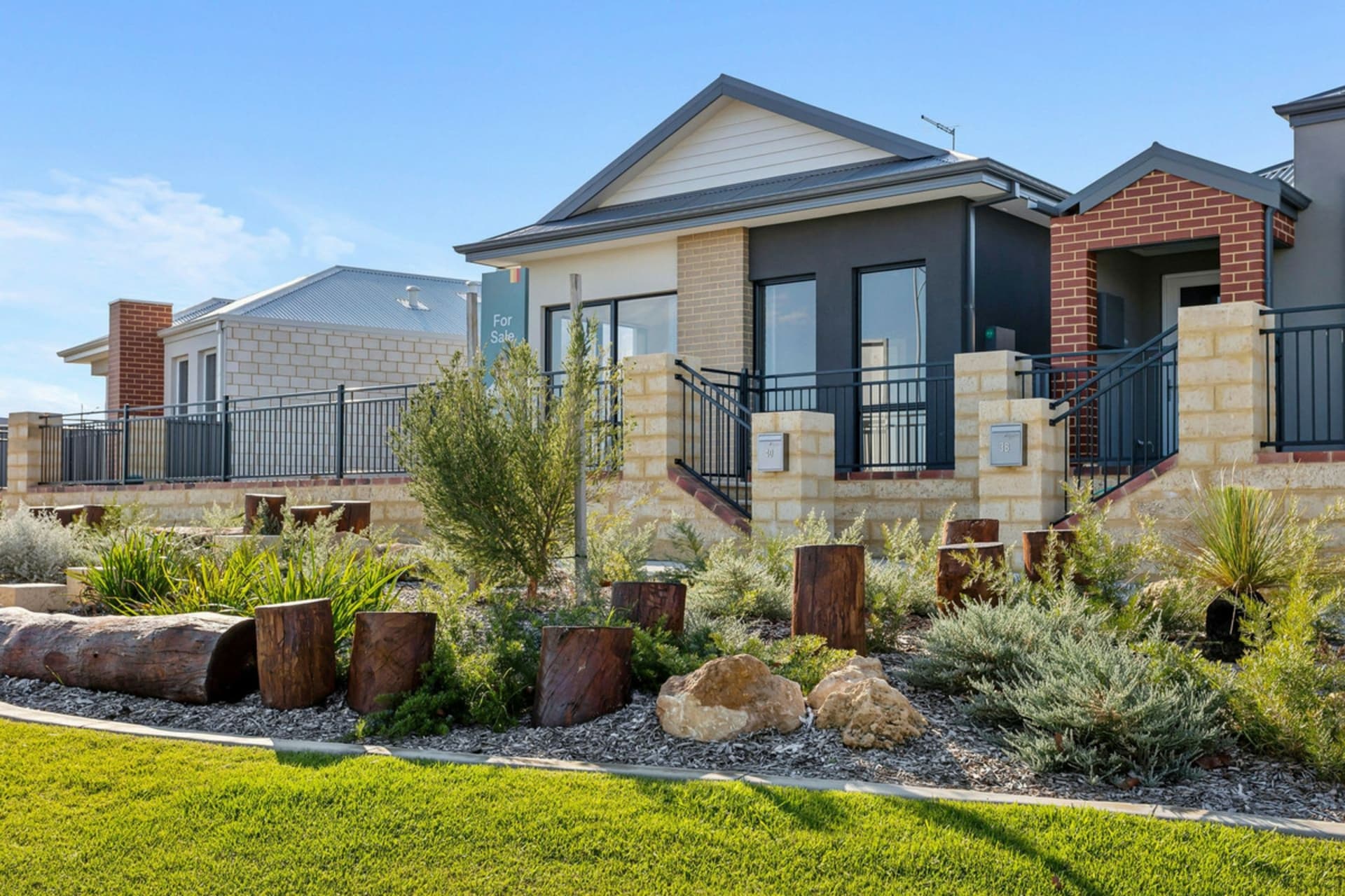 40 Jewel Way, Banksia Grove, Banksia Grove - Image 1