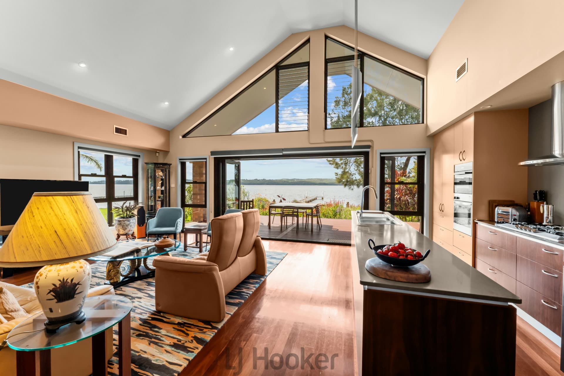 105 Excelsior Parade, Carey Bay, Carey Bay - Thumbnail 3