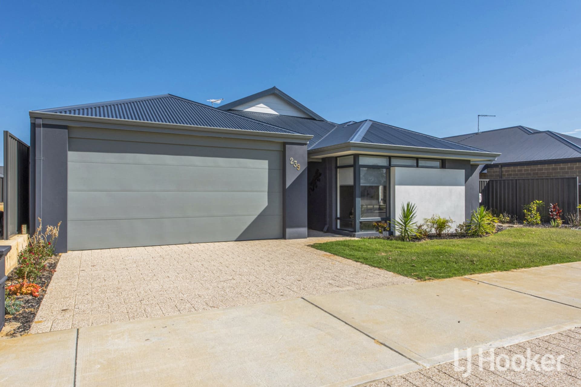 239 Badgerup Avenue, Lakelands, Lakelands - Thumbnail 2