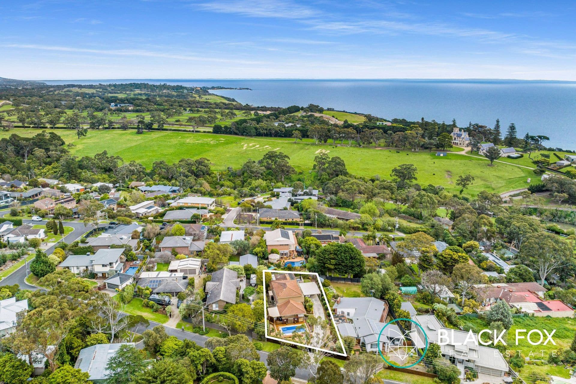 10 Otaria Street, Mount Eliza, VIC 3930, Mount Eliza - Thumbnail 6