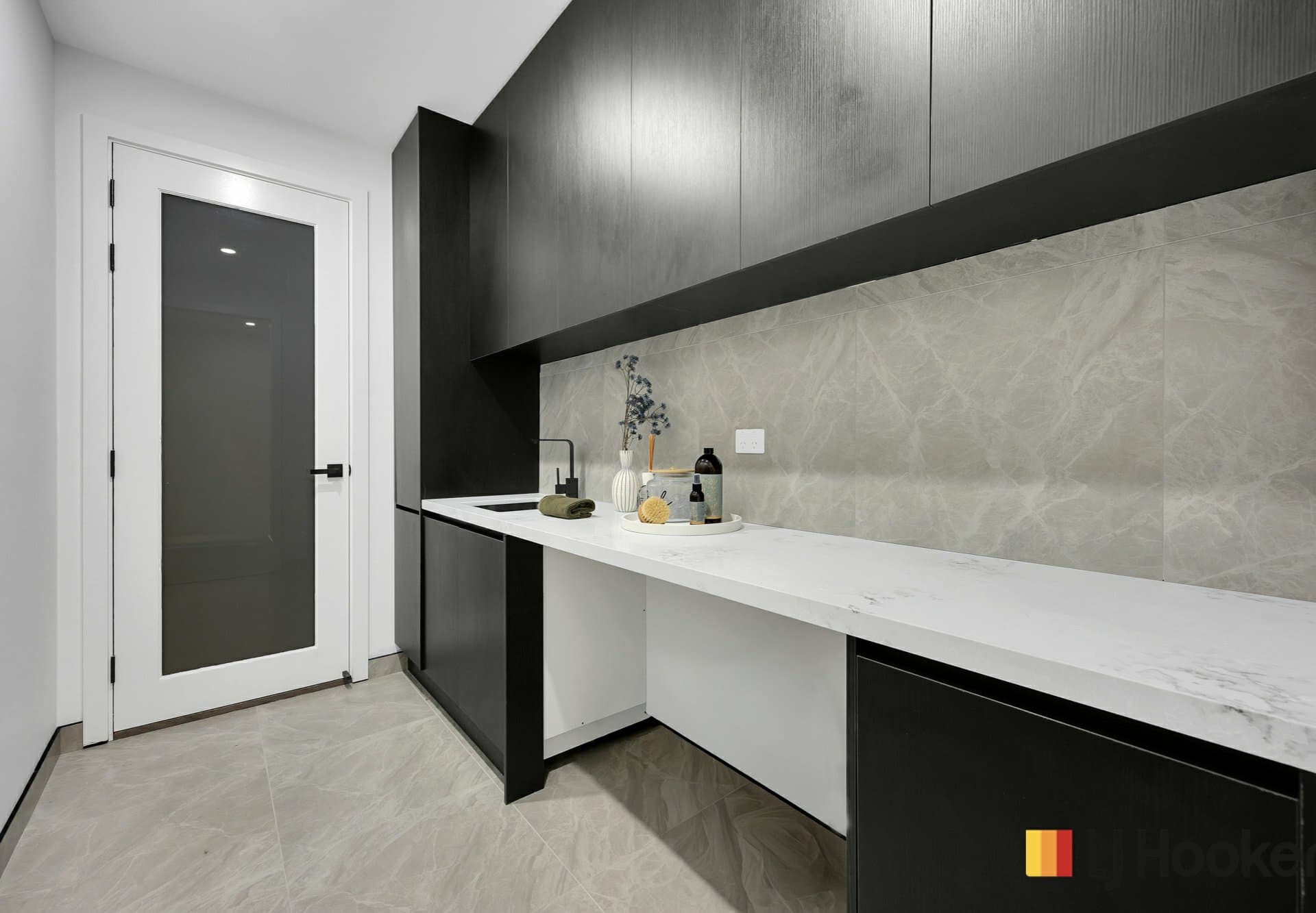 7 Lauzet Way, Sunbury, Sunbury - Thumbnail 7
