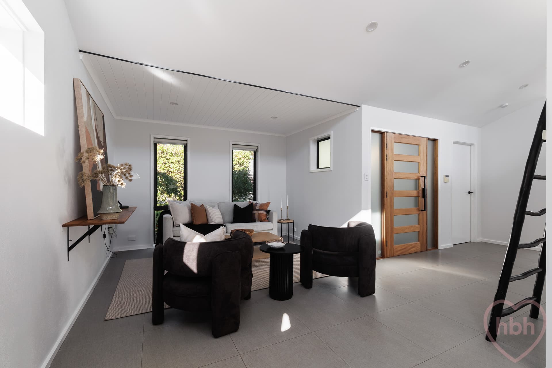 11 Bendora Crescent, Palmerston - Thumbnail 3