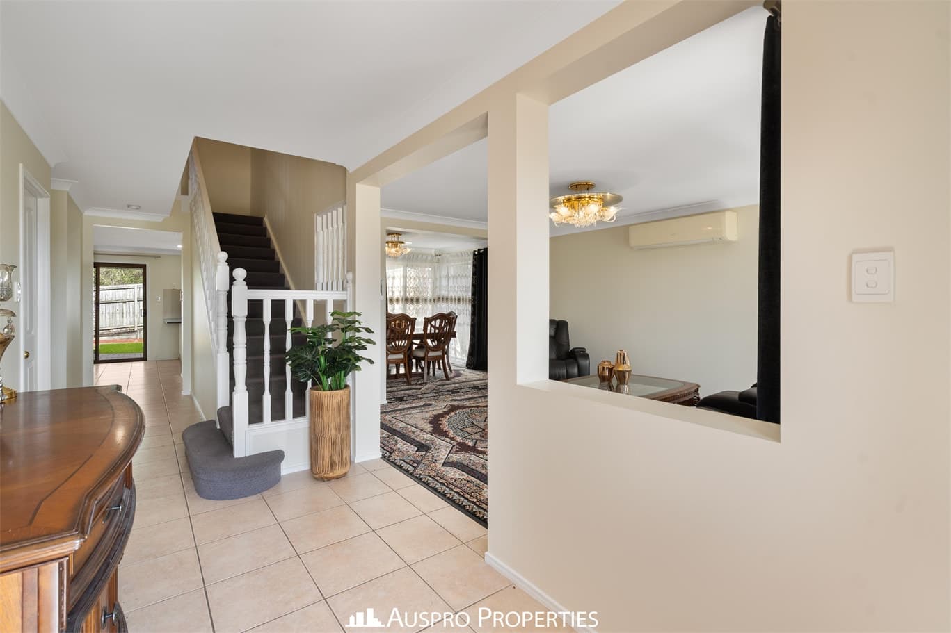 18 Vaucluse Place, Mansfield - Thumbnail 2