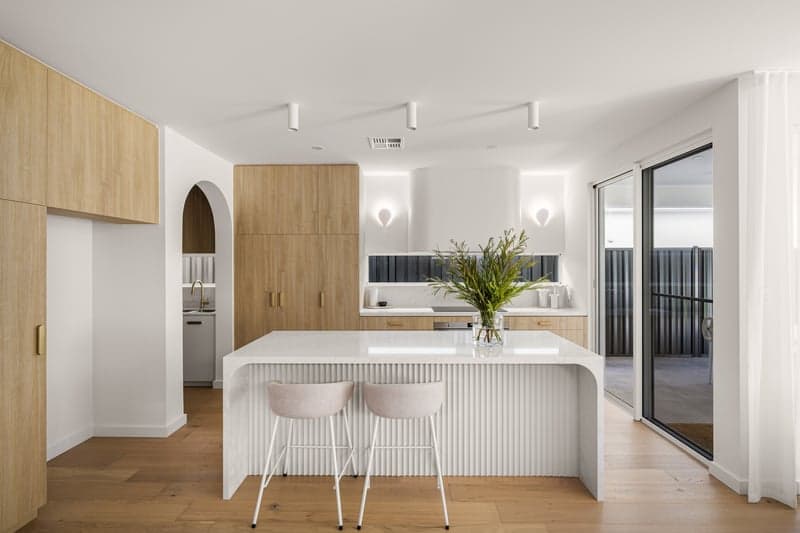 10A Lynton Avenue, North Brighton - Thumbnail 5