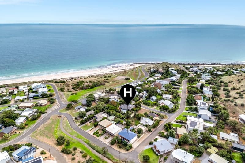 12 Bennett Street, Carrickalinga - Image 1