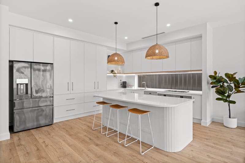 9 MacQuarrie Court, West Lakes Shore - Thumbnail 5