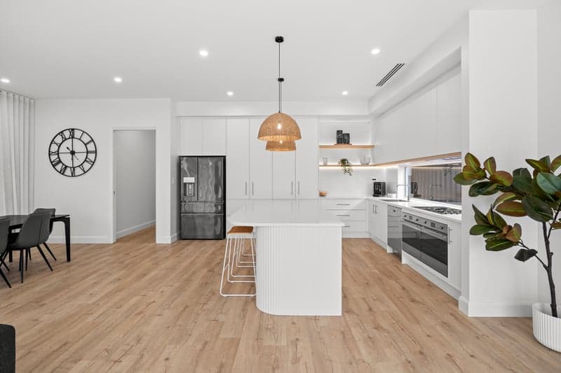 9 MacQuarrie Court, West Lakes Shore - Thumbnail 6