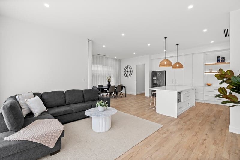 9 MacQuarrie Court, West Lakes Shore - Thumbnail 7