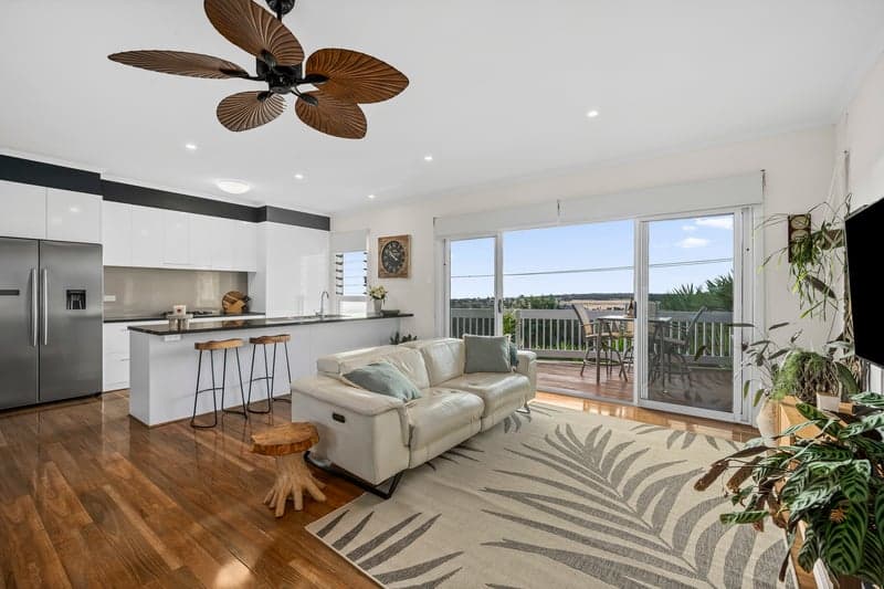 26 Cannes Drive, Sellicks Beach - Thumbnail 2