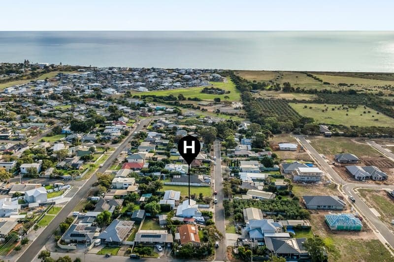 26 Cannes Drive, Sellicks Beach - Thumbnail 5