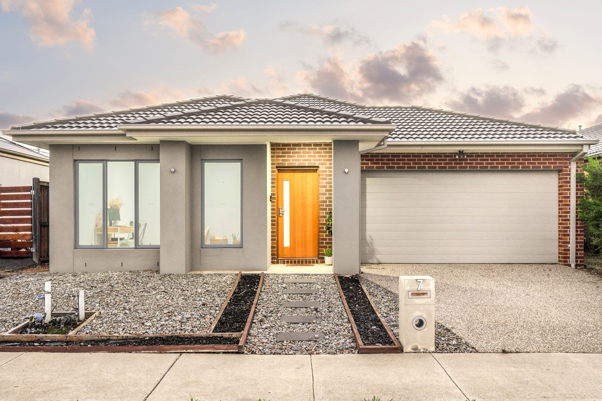 7 Havant Circuit,CHARLEMONT, Charlemont - Image 1