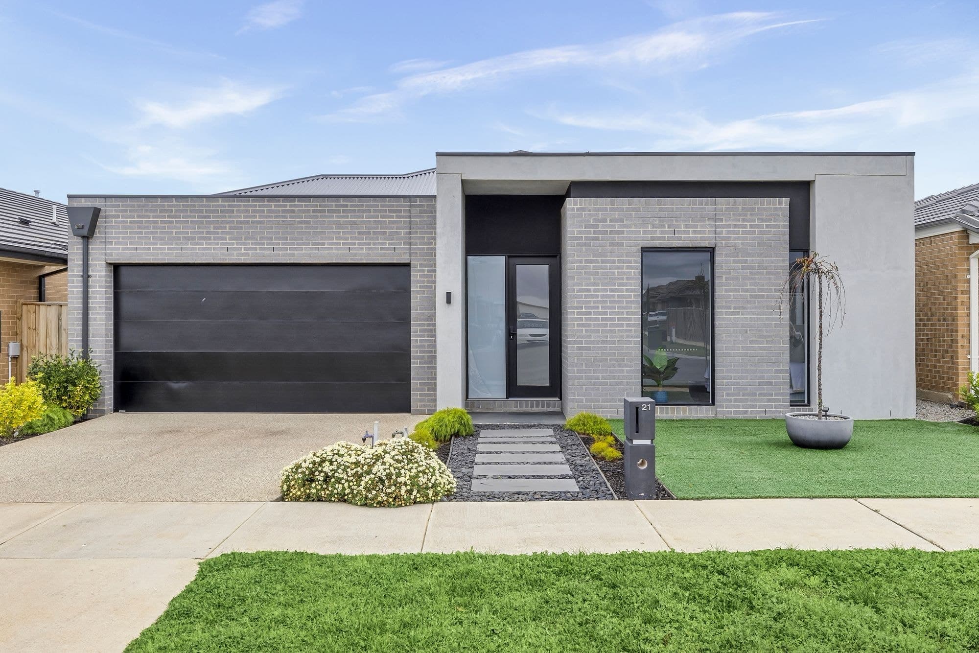 21 Grevillea Drive,MOUNT DUNEED, Mount Duneed - Thumbnail 2