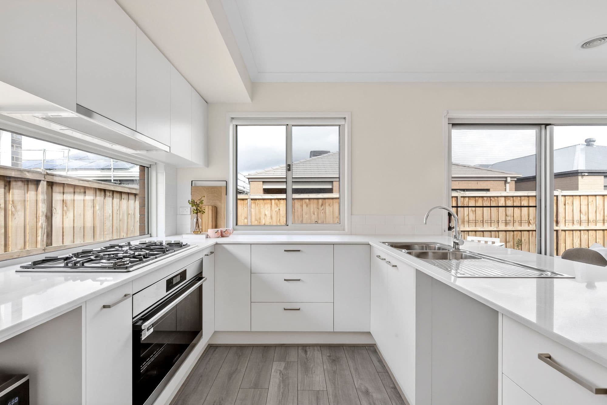 46 Corymbia Street,MOUNT DUNEED, Mount Duneed - Thumbnail 4