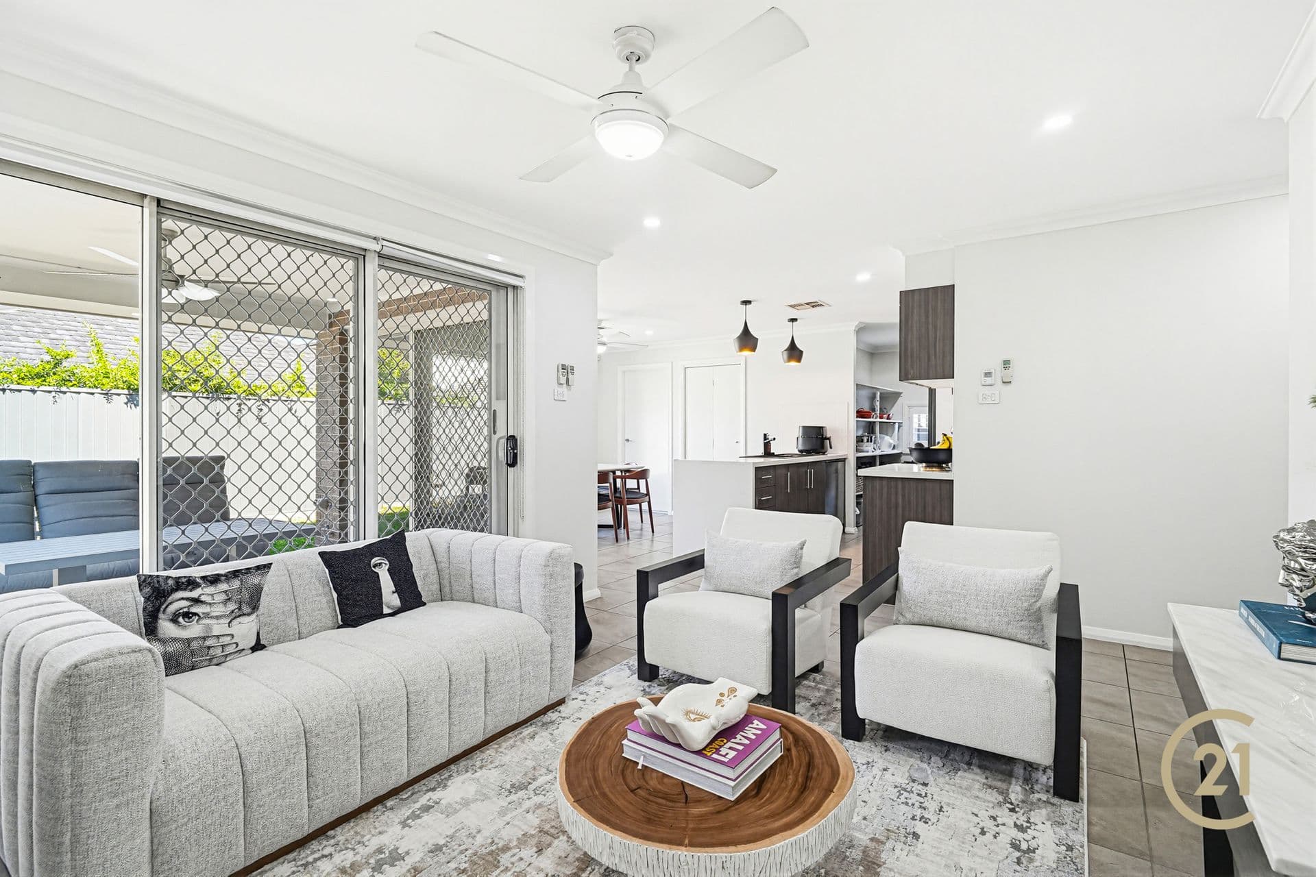 2/43 Garfield Road East, Riverstone, NSW, 2765, Riverstone - Thumbnail 3