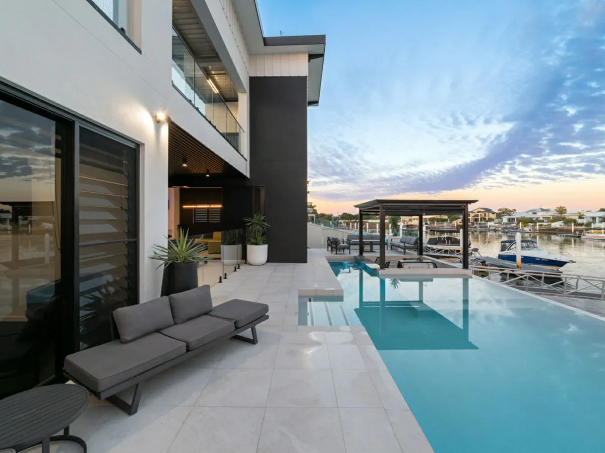 21 Sea Glint Place, PELICAN WATERS, Pelican Waters - Thumbnail 5