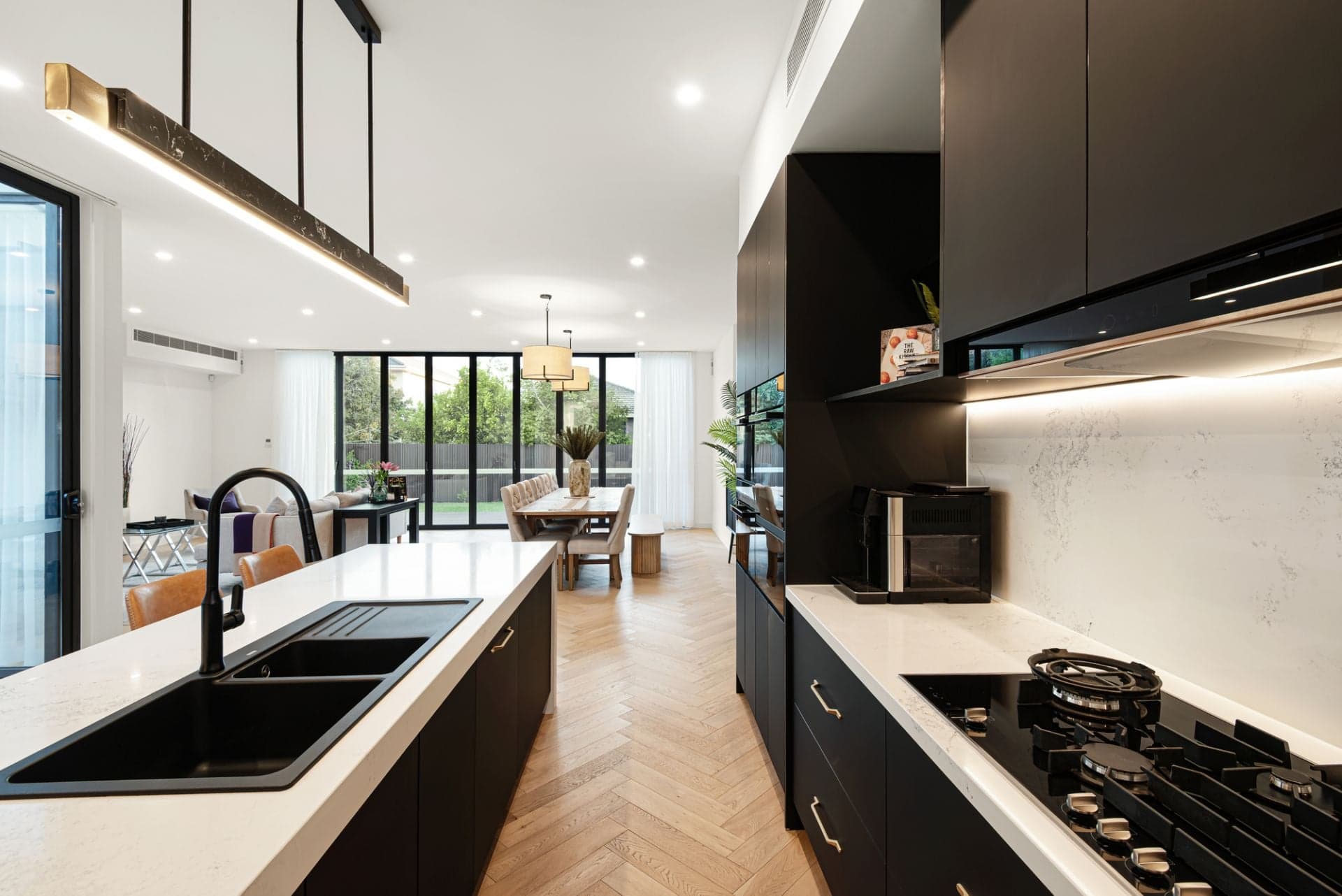 26 Cromwell Street, Caulfield North, Caulfield North - Thumbnail 4