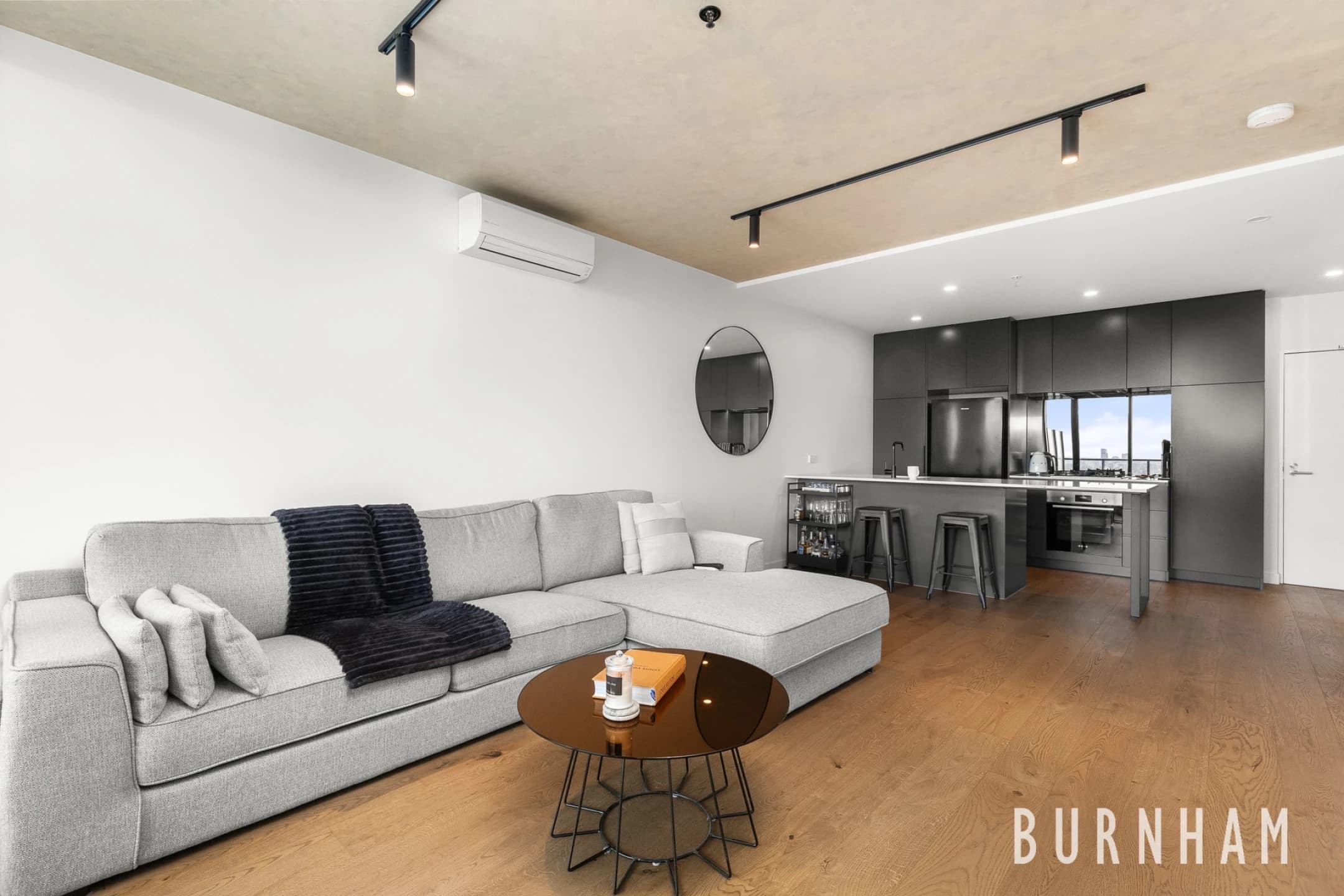 1902D / 8 Joseph Road, Footscray VIC 3011, Footscray - Thumbnail 2
