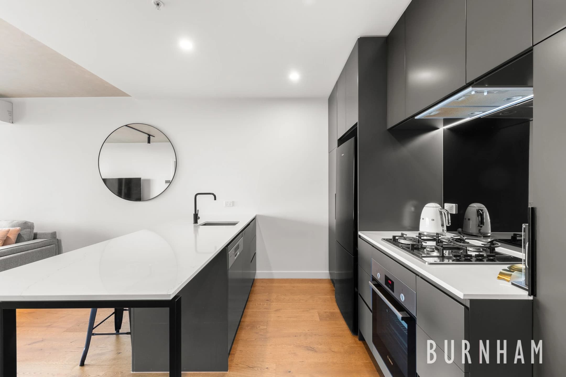 1902D / 8 Joseph Road, Footscray VIC 3011, Footscray - Thumbnail 4