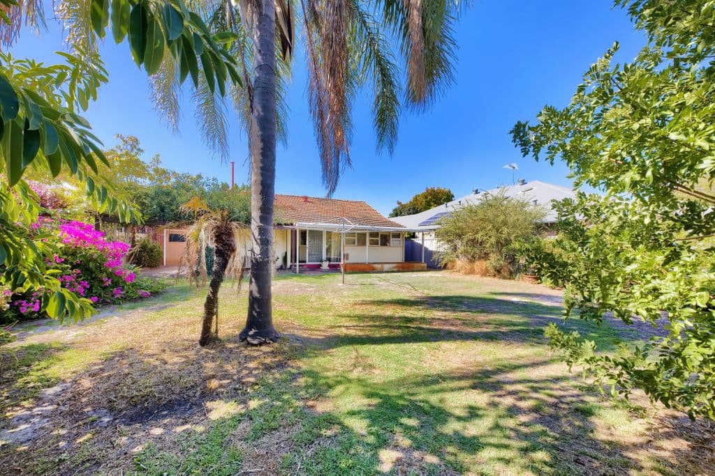 33 Valerie Street, DIANELLA WA 6059, Dianella - Image 1