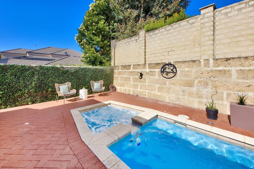 16 Gloriana Way, DIANELLA WA 6059, Dianella - Image 1