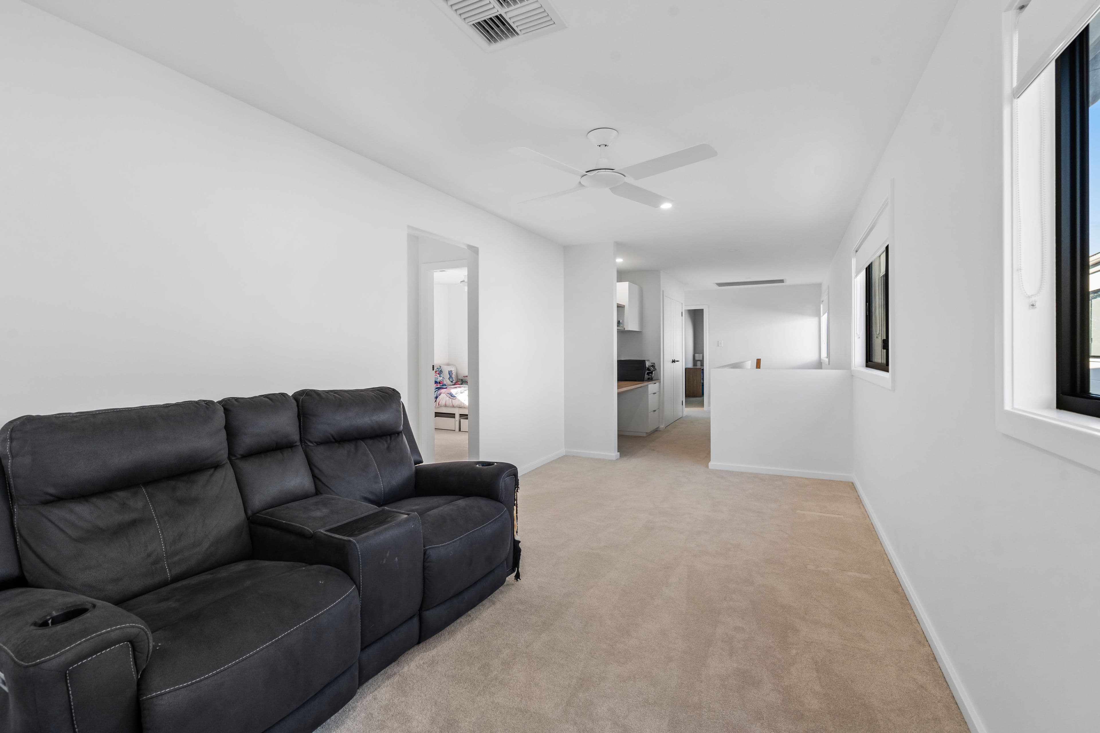 31B Laguna Parade, Berkeley Vale NSW 2261, Berkeley Vale - Thumbnail 7