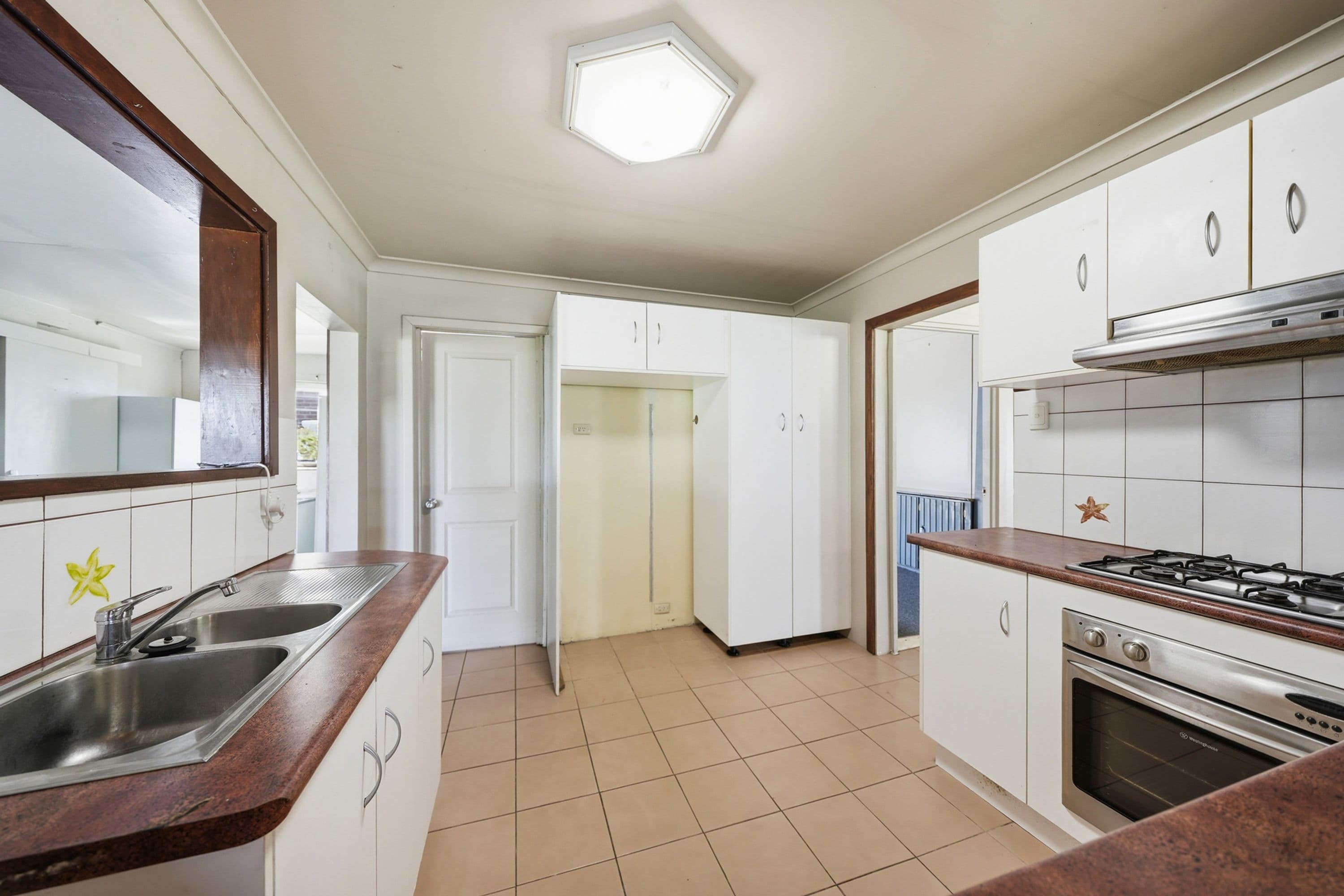 1 Karrul Way, Greenfields, Greenfields - Thumbnail 8