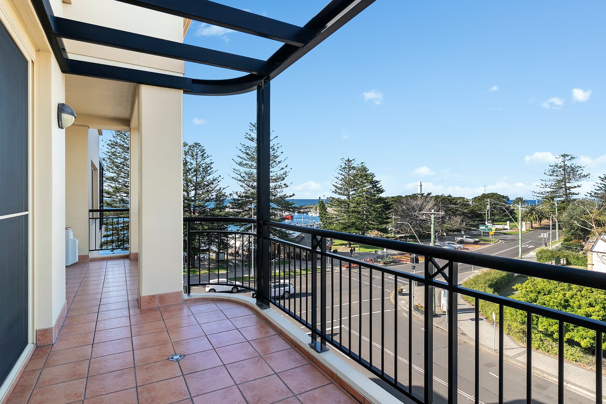 24/2-8 Harbour Street, Wollongong, Wollongong - Thumbnail 4