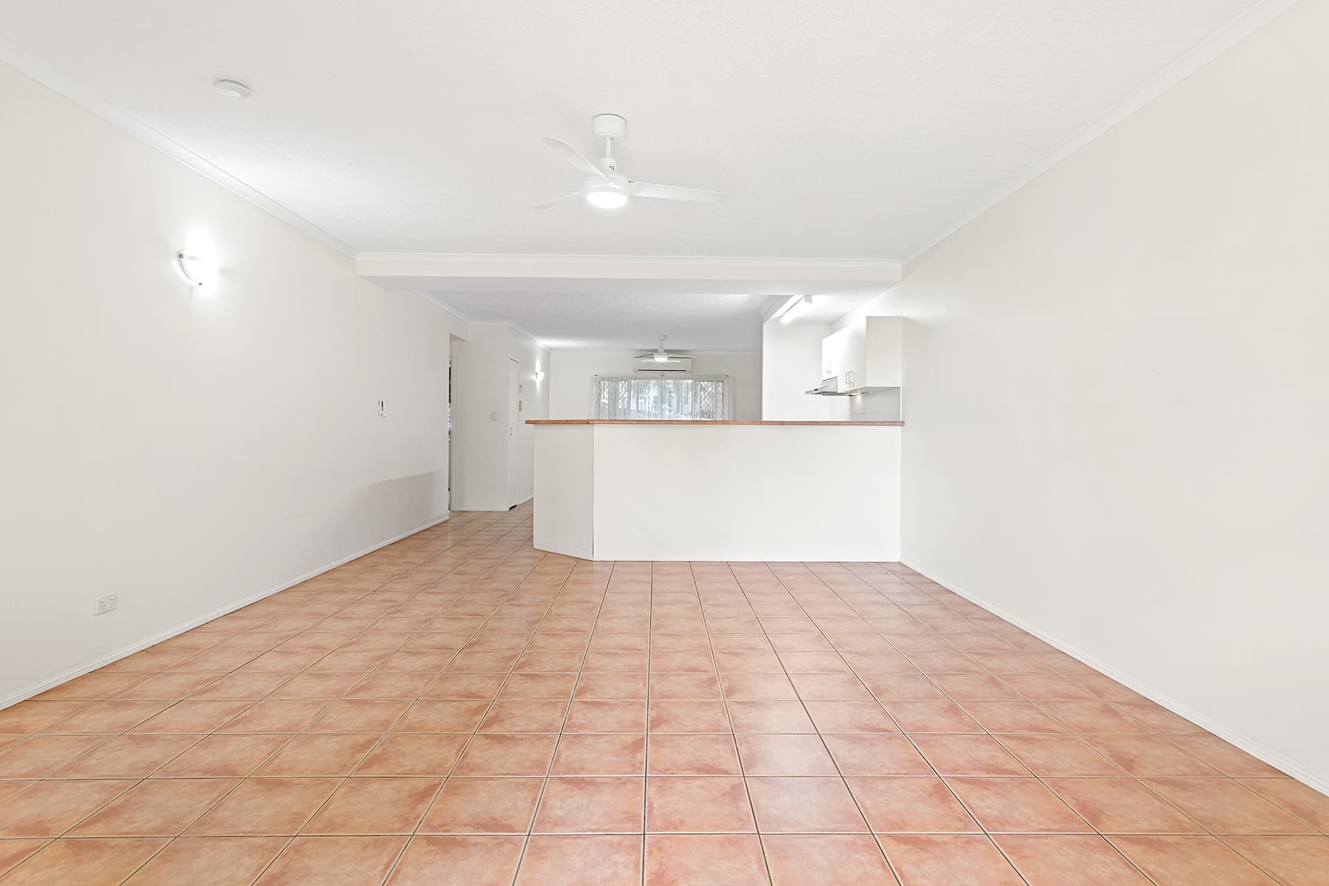 3/24 Island Drive, Cannonvale - Thumbnail 4