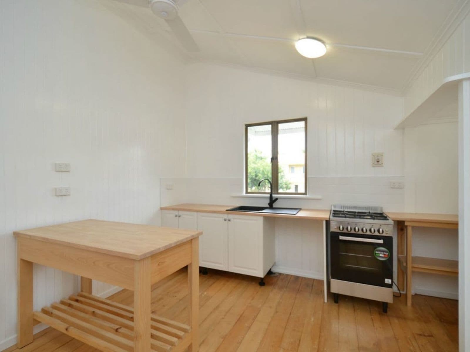 24 Gladstone Street, Pimlico - Thumbnail 5