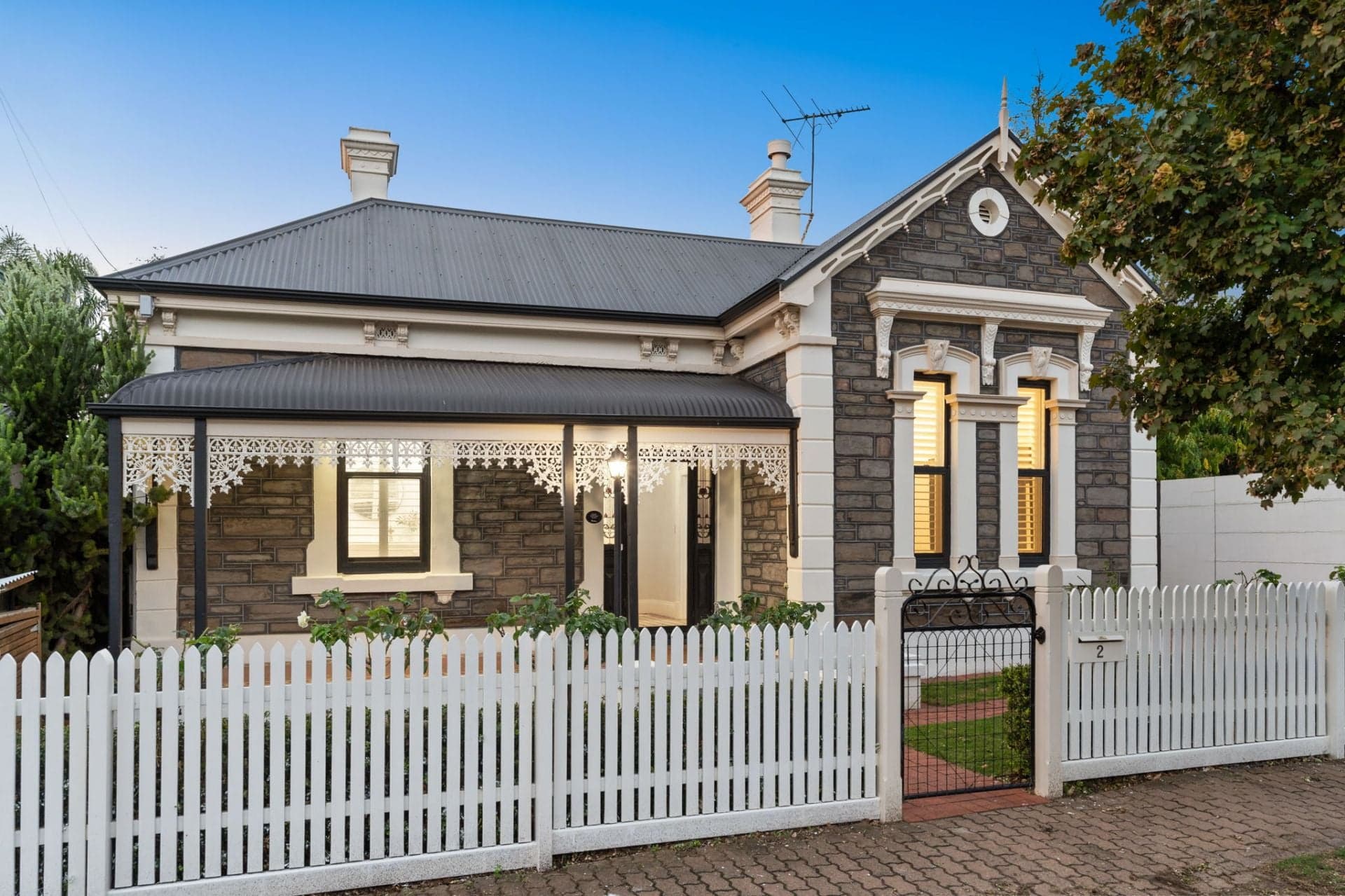 2 Whinham Street, Fitzroy, Fitzroy - Thumbnail 2