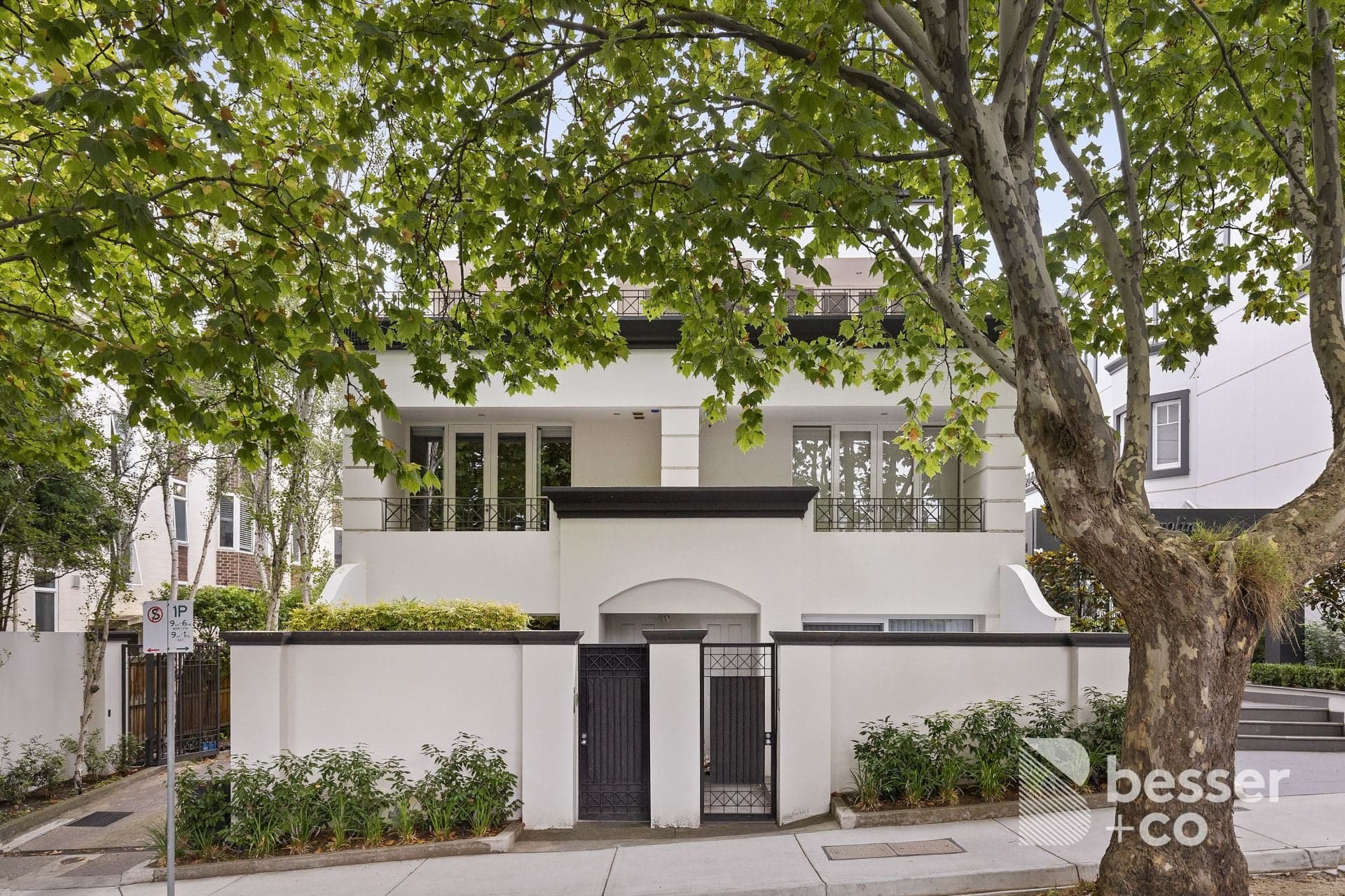 1/47-49 Caroline Street, South Yarra - Thumbnail 2
