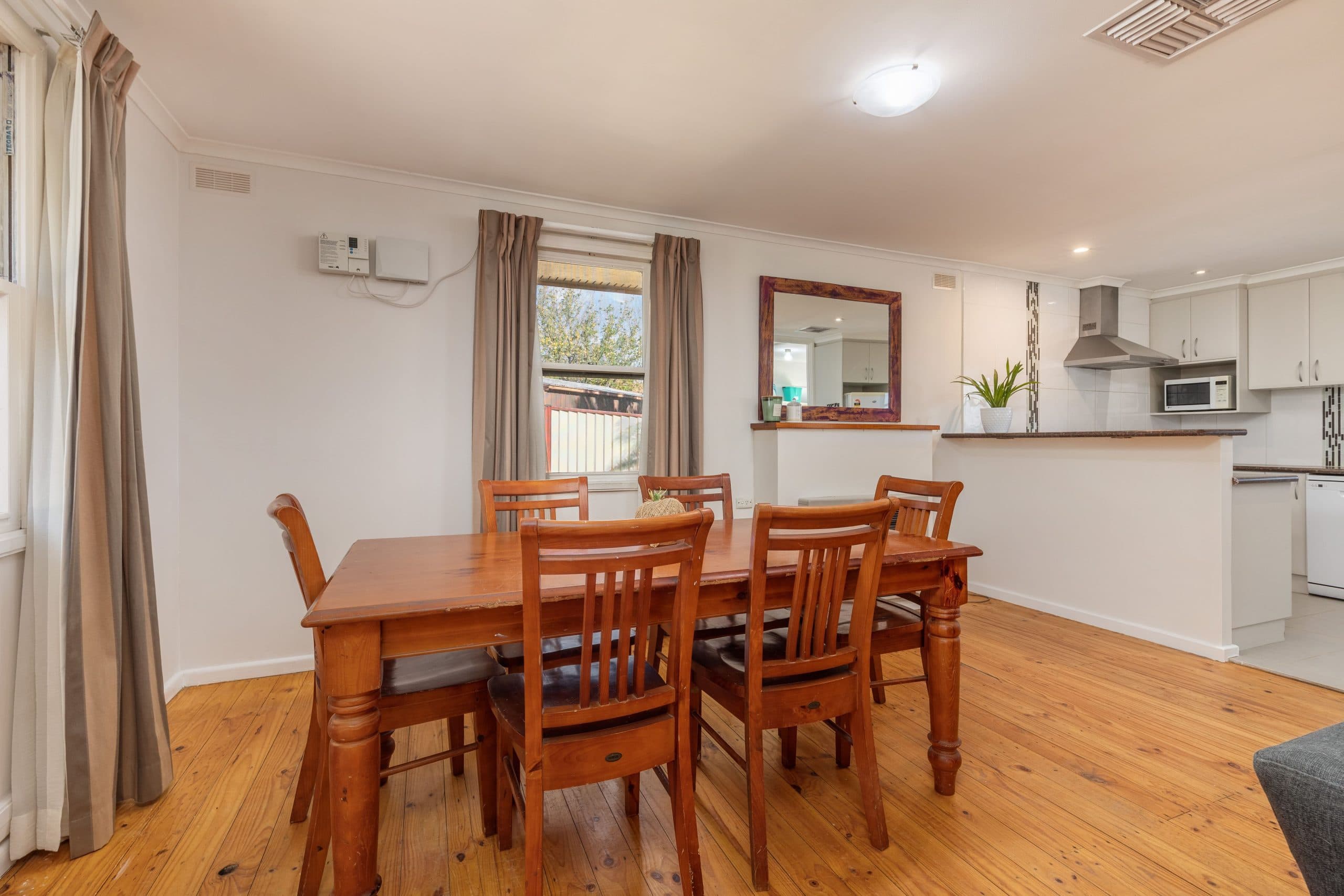 117 Gilmore Road, Queanbeyan 2620, Alexandria - Thumbnail 7