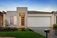 31 Woodright Circuit, Cranbourne VIC, Cranbourne - Image 1