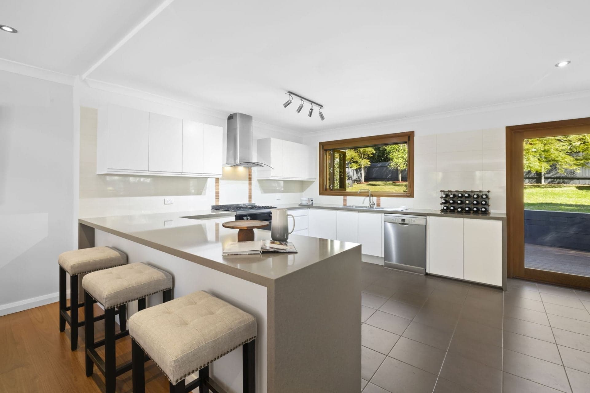 12 Moonbi Crescent Frenchs Forest NSW, Frenchs Forest - Thumbnail 4