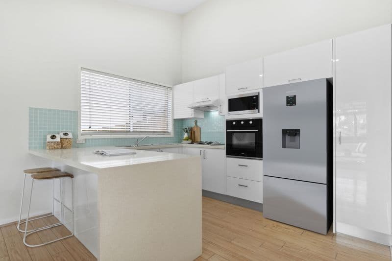 28A Old Pittwater Road BROOKVALE NSW, Brookvale - Thumbnail 3
