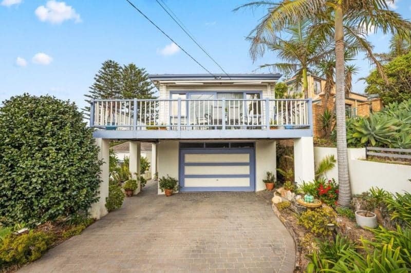 12 Gardere Avenue CURL CURL NSW, Curl Curl - Thumbnail 2