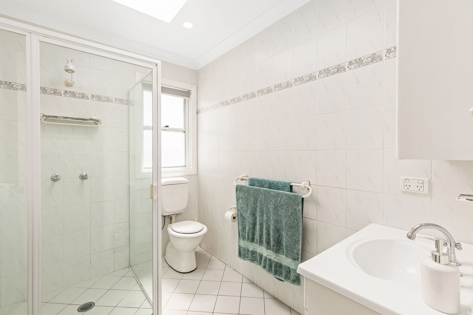 30 Gardere Avenue CURL CURL NSW, Curl Curl - Thumbnail 7