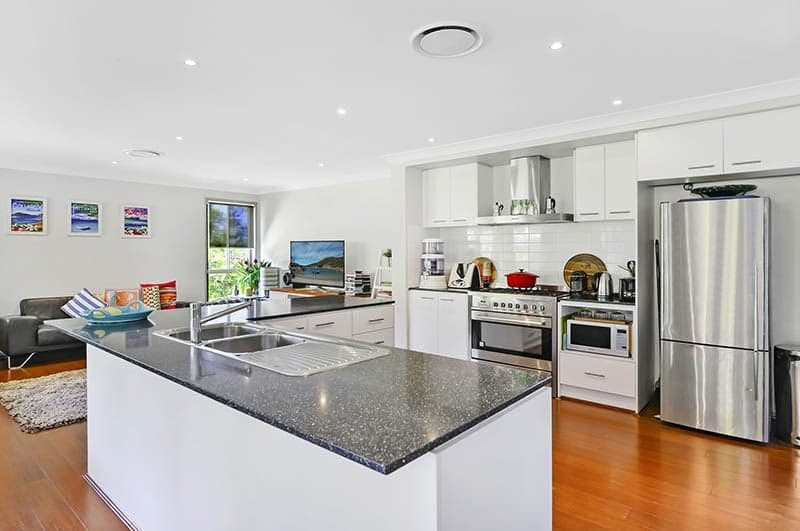 92 Prince Charles Road FRENCHS FOREST NSW, Frenchs Forest - Thumbnail 2