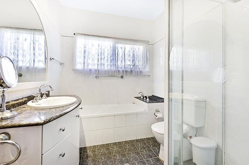 4 Mavor Crescent FRENCHS FOREST NSW, Frenchs Forest - Thumbnail 6