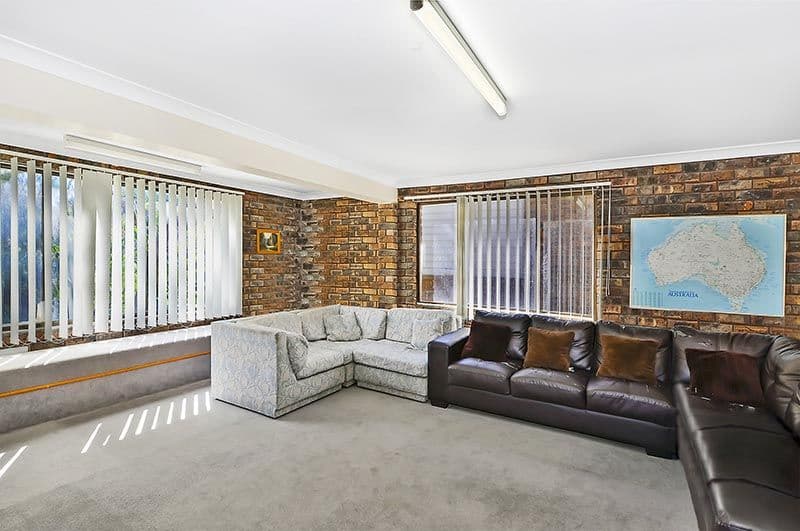 8 James Wheeler Place WHEELER HEIGHTS NSW, Wheeler Heights - Thumbnail 6