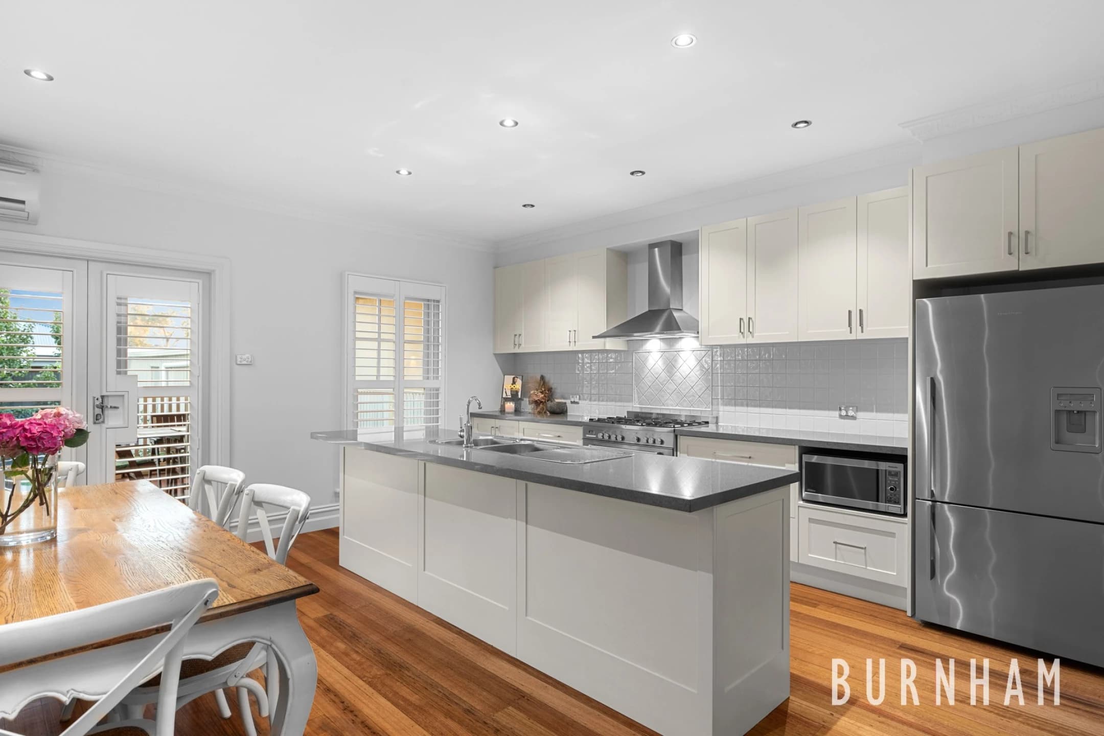 21 Couch Street, Sunshine VIC 3020, Sunshine - Thumbnail 3