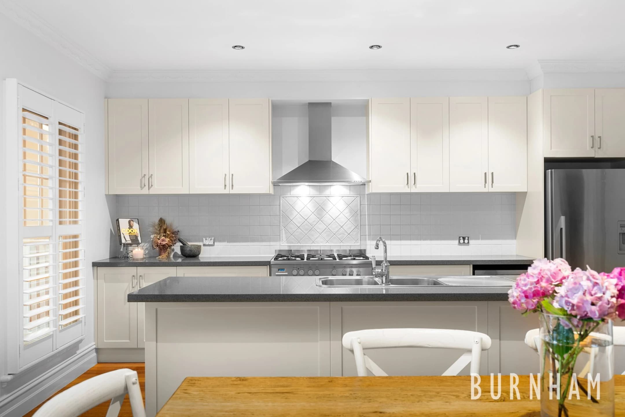 21 Couch Street, Sunshine VIC 3020, Sunshine - Thumbnail 4